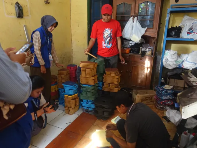 Foto Sandal Aluna ke-1